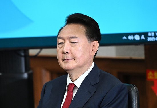 线下股票配资 增诉滥用职权罪 尹锡悦遭韩国检方追加起诉